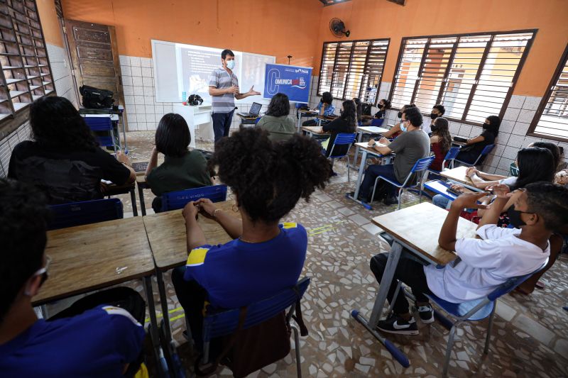 Oficina de Fotografia Secom em Marituba Fotos Marco Santos_ Ag Pará <div class='credito_fotos'>Foto: Marco Santos / Ag. Pará   |   <a href='/midias/2021/originais/9998_08f176d7-0d3e-aa73-a253-cf475630f418.jpg' download><i class='fa-solid fa-download'></i> Download</a></div>