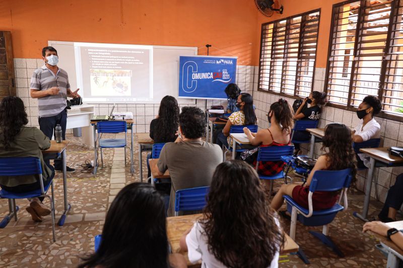 Oficina de Fotografia Secom em Marituba Fotos Marco Santos_ Ag Pará <div class='credito_fotos'>Foto: Marco Santos / Ag. Pará   |   <a href='/midias/2021/originais/9998_32aaf1d1-bd9e-0aab-3b36-1e7b2bae9352.jpg' download><i class='fa-solid fa-download'></i> Download</a></div>