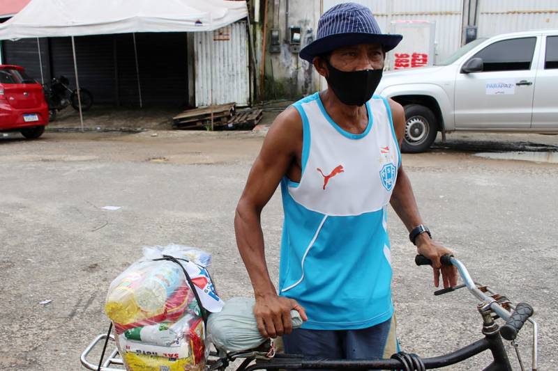 Jeferson Gomes, morador do Benguí, em Belém garantiu a alimentação para a família
