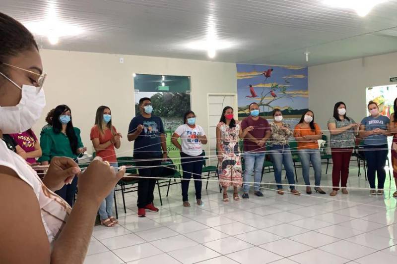 Dinâmica em grupo durante a oficina de Bragança