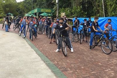 Passeio ciclístico fez parte da prgramação