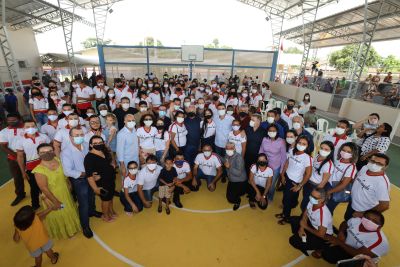 notícia: Estado retoma obra, conclui e entrega escola no aniversário de Itaituba