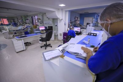 notícia: Hospital Jean Bitar é pioneiro no Norte em projeto nacional sobre dados de pacientes em UTI