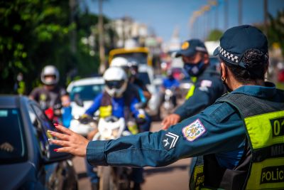 notícia: Polícia Militar fiscaliza o primeiro dia de lockdown na Região do Baixo Amazonas