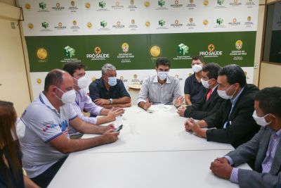 galeria: Governador reuniu no hospital regional de Altamira para definir novos leitos