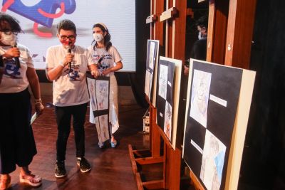 notícia: Terceiro Festival TEAlentos começa com Mostra de Artes Visuais