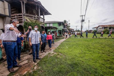 galeria: Ato de Assinatura de Convênio para Pavimentação de 7 km de Asfalto em Santa Cruz do Arari