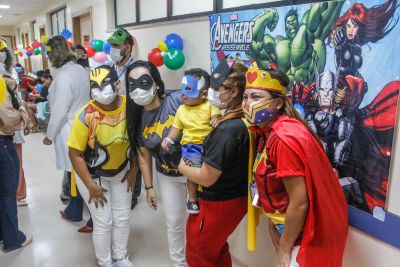galeria: Projeto Pronto-Sorriso leva alegria às crianças em tratamento de saúde no Abelardo Santos