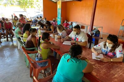 galeria: Estado mantém compromisso e entrega cestas básicas em Parauapebas 
