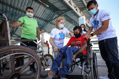 notícia: Governo do Pará entrega equipamentos para pessoas com deficiência no Marajó