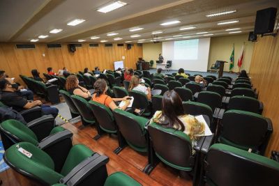 notícia: Estado abre inscrições para curso de inglês gratuito para servidores públicos