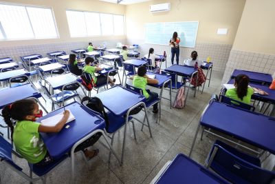 galeria: Aulas Escola Brigadeiro Fontenele- Terra Firme