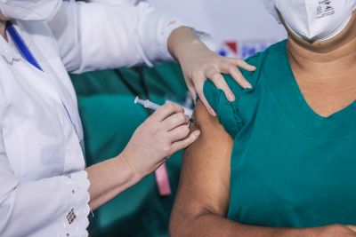 notícia: Pará segue com a vacinação contra Covid-19 para grupos prioritários 