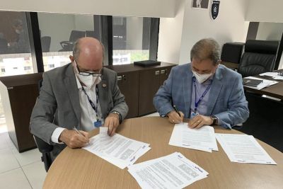 notícia: Sefa e AGE firmam cooperação visando transparência de informações no Estado