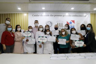 notícia: Santa Casa premia 57 servidores por dedicação ao trabalho