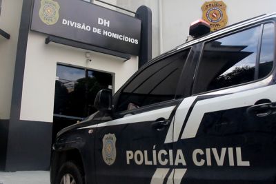 notícia: Polícia Civil prende homem suspeito de matar professor em Belém