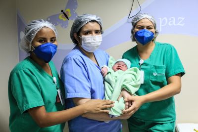 notícia: Com mais de 5 kg no nascimento, bebê chama atenção no Hospital Materno-Infantil de Barcarena