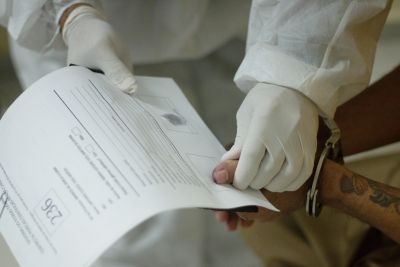 notícia: Coleta de DNA de custodiados é retomada nas unidades penitenciárias do Pará