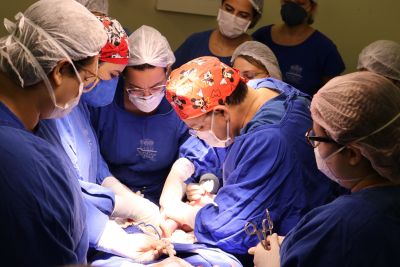 notícia: Santa Casa realiza mais de cinco mil cirurgias pediátricas em dois anos