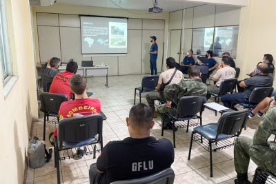 notícia: Gflu capacita agentes de segurança para pilotar embarcações nos rios do Pará 