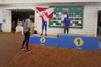 notícia: Aluno da rede estadual conquista medalha de prata no campeonato de atletismo