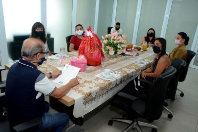 notícia: Escola da rede estadual promove competição cultural para incentivar a criatividade e o talento de suas servidoras