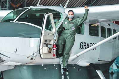 notícia: Tenente Suzane é a primeira mulher a integrar o Grupamento Aéreo de Segurança Pública do Pará