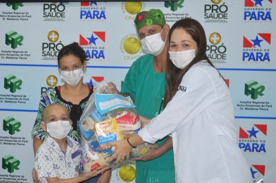 notícia: Campanha do Hospital Regional do Baixo Amazonas arrecada mais de 1,7 tonelada de alimentos