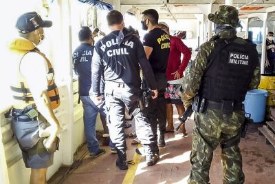 notícia: Barco que iria para Cotijuba é autuado por agentes de segurança pública