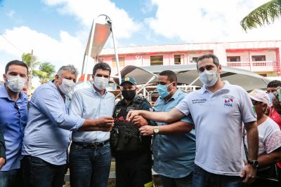 notícia: Lancha nova com motor de 60 HP reforça a segurança pública na Ilha de Algodoal