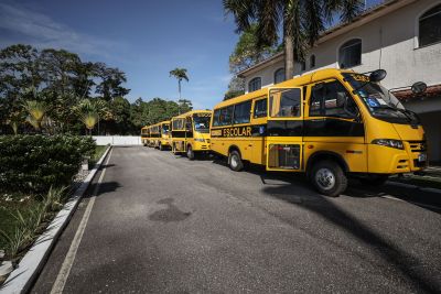 notícia: Mais oito municípios paraenses recebem ônibus escolares entregues pelo Governo do Pará