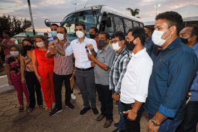 notícia: Estado entrega dois micro-ônibus para o transporte escolar em Abel Figueiredo