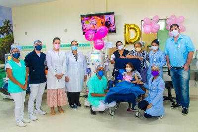 notícia: Paciente comemora aniversário de 15 anos no Centro de Hemodiálise do Hospital do Marajó