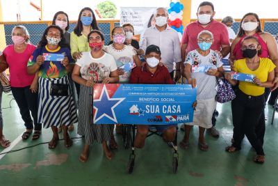 notícia: Cohab marca aniversário de Salinópolis com entrega de benefícios do 'Sua Casa'