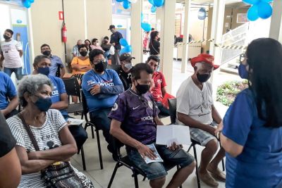 notícia: Usuários da Usina da Paz do Icuí recebem orientações pela campanha 'Novembro Azul'