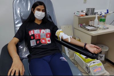 notícia: Doadores de sangue ganham homenagens e agradecimentos na hemorrede do Pará