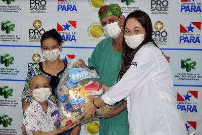 notícia: 'Natal Solidário' do Hospital Regional do Baixo Amazonas arrecada alimentos para pacientes