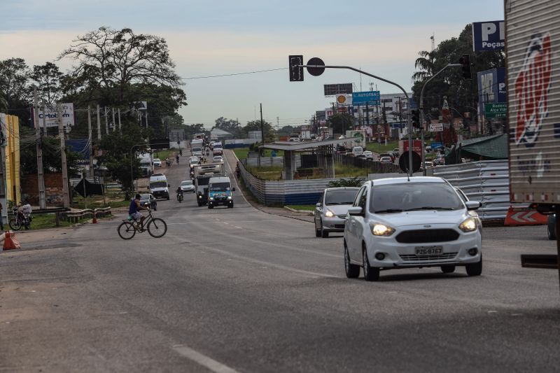 Barreira do Detran em Ananindeua Fotos Marco Santos_ Ag Pará

 <div class='credito_fotos'>Foto: Marco Santos / Ag. Pará   |   <a href='/midias/2022/originais/11518_54abf975-a7f5-c66d-eb59-4f0a3315ea45.jpg' download><i class='fa-solid fa-download'></i> Download</a></div>