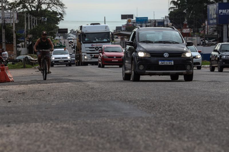 Barreira do Detran em Ananindeua Fotos Marco Santos_ Ag Pará

 <div class='credito_fotos'>Foto: Marco Santos / Ag. Pará   |   <a href='/midias/2022/originais/11518_7a6fd2bb-39b2-f727-78a5-201b40a39d5b.jpg' download><i class='fa-solid fa-download'></i> Download</a></div>