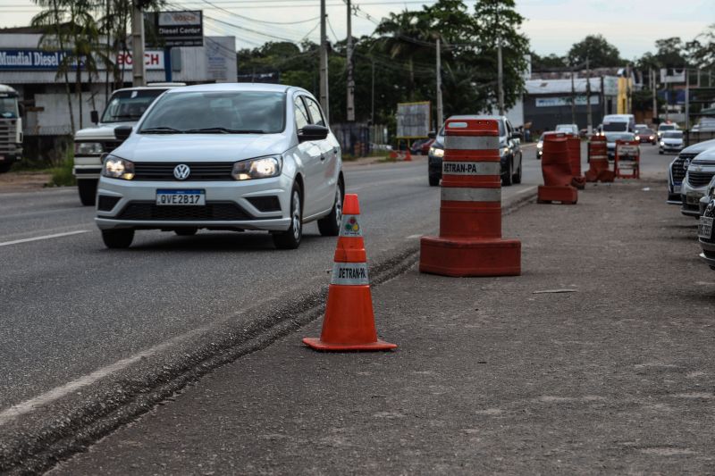 Barreira do Detran em Ananindeua Fotos Marco Santos_ Ag Pará

 <div class='credito_fotos'>Foto: Marco Santos / Ag. Pará   |   <a href='/midias/2022/originais/11518_a40ef16c-869e-d44e-f5ec-69fd36e59f33.jpg' download><i class='fa-solid fa-download'></i> Download</a></div>