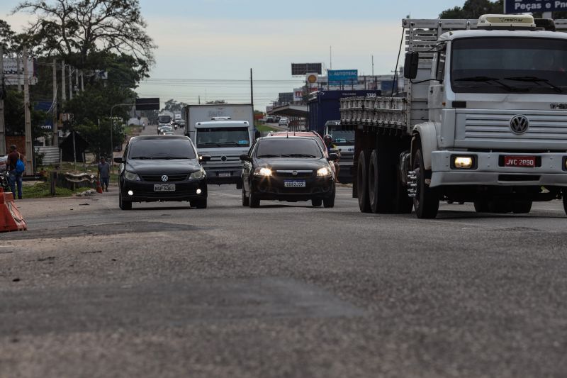 Barreira do Detran em Ananindeua Fotos Marco Santos_ Ag Pará

 <div class='credito_fotos'>Foto: Marco Santos / Ag. Pará   |   <a href='/midias/2022/originais/11518_b42c05ec-adcb-c88a-7dc3-582d24210ca8.jpg' download><i class='fa-solid fa-download'></i> Download</a></div>