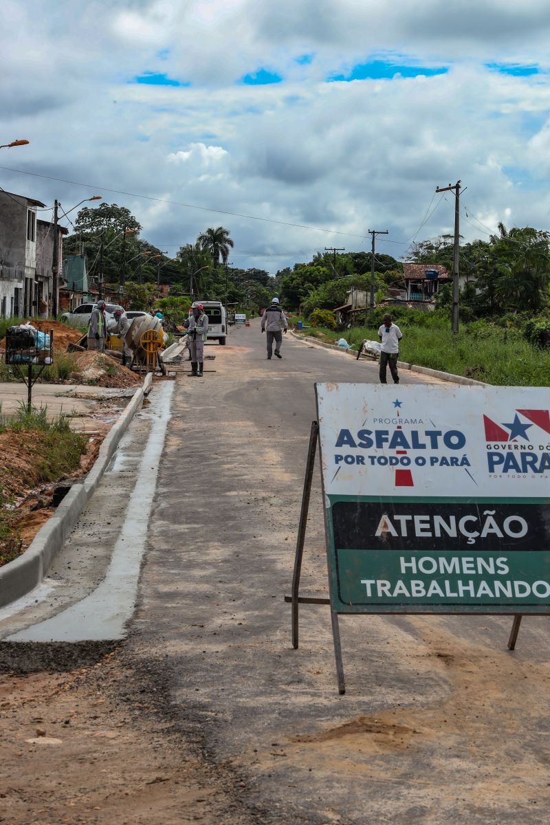 ASFALTO MOSQUEIRO

marco santos/agpará <div class='credito_fotos'>Foto: Marco Santos / Ag. Pará   |   <a href='/midias/2022/originais/11525_c6d0a144-8f60-8c1b-e223-ba9aa957d879.jpg' download><i class='fa-solid fa-download'></i> Download</a></div>