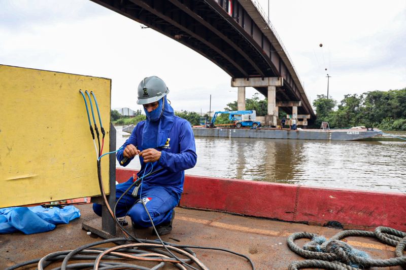 Setran inicia obras (cabeamento e fundação) na Ponte de OUTEIRO

pedro guerreiro/agpara <div class='credito_fotos'>Foto: Pedro Guerreiro / Ag. Pará   |   <a href='/midias/2022/originais/12676_026ae8e0-586f-965a-e275-bc056ff2affa.jpg' download><i class='fa-solid fa-download'></i> Download</a></div>