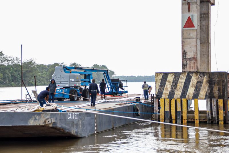 Setran inicia obras (cabeamento e fundação) na Ponte de OUTEIRO

pedro guerreiro/agpara <div class='credito_fotos'>Foto: Pedro Guerreiro / Ag. Pará   |   <a href='/midias/2022/originais/12676_1c6d62f8-53e6-d3d2-e55f-31215a0ec7a8.jpg' download><i class='fa-solid fa-download'></i> Download</a></div>