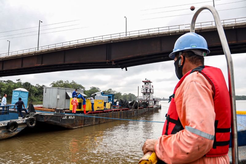 Setran inicia obras (cabeamento e fundação) na Ponte de OUTEIRO

pedro guerreiro/agpara <div class='credito_fotos'>Foto: Pedro Guerreiro / Ag. Pará   |   <a href='/midias/2022/originais/12676_7c141f88-6e1a-e04f-7f60-fc4006b1182f.jpg' download><i class='fa-solid fa-download'></i> Download</a></div>