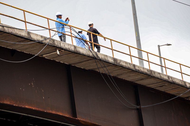 Setran inicia obras (cabeamento e fundação) na Ponte de OUTEIRO

pedro guerreiro/agpara <div class='credito_fotos'>Foto: Pedro Guerreiro / Ag. Pará   |   <a href='/midias/2022/originais/12676_98d55e46-0db4-2f41-53d4-0512959eaacc.jpg' download><i class='fa-solid fa-download'></i> Download</a></div>