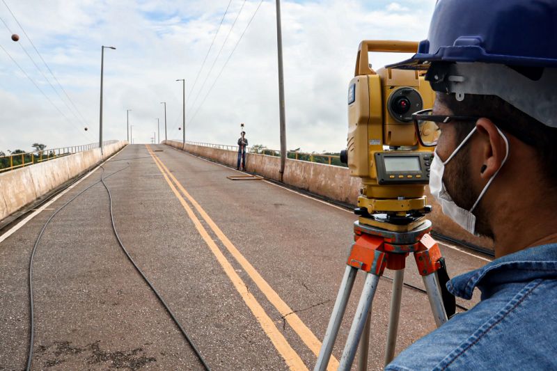 Setran inicia obras (cabeamento e fundação) na Ponte de OUTEIRO

pedro guerreiro/agpara <div class='credito_fotos'>Foto: Pedro Guerreiro / Ag. Pará   |   <a href='/midias/2022/originais/12676_d6eed380-64c5-e93b-06d8-6ff1918ebe1f.jpg' download><i class='fa-solid fa-download'></i> Download</a></div>