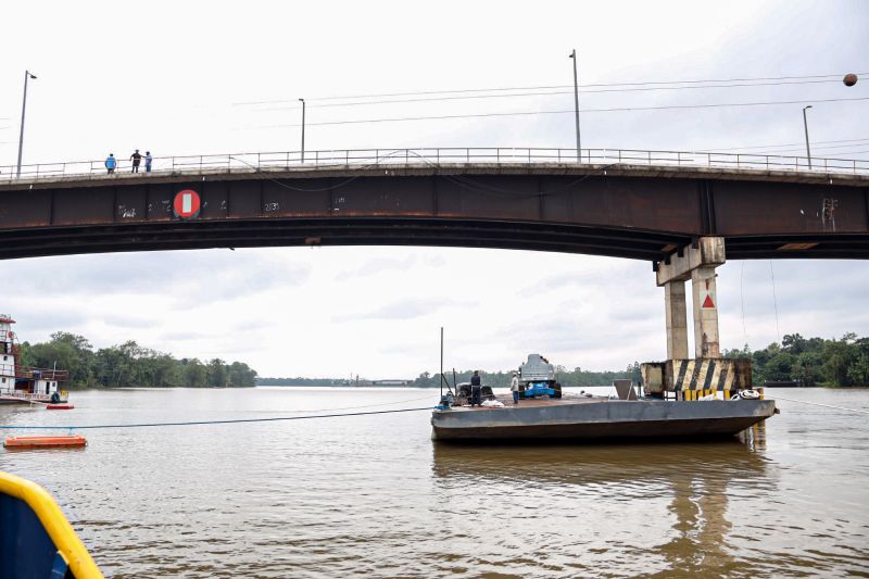 Setran inicia obras (cabeamento e fundação) na Ponte de OUTEIRO

pedro guerreiro/agpara <div class='credito_fotos'>Foto: Pedro Guerreiro / Ag. Pará   |   <a href='/midias/2022/originais/12676_e1364326-0b08-018b-7ee5-61f88272e63a.jpg' download><i class='fa-solid fa-download'></i> Download</a></div>