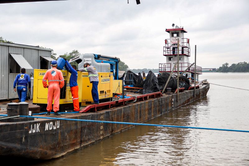 Setran inicia obras (cabeamento e fundação) na Ponte de OUTEIRO

pedro guerreiro/agpara <div class='credito_fotos'>Foto: Pedro Guerreiro / Ag. Pará   |   <a href='/midias/2022/originais/12676_fb88c419-4016-7553-c6c2-fbd0729e51a1.jpg' download><i class='fa-solid fa-download'></i> Download</a></div>