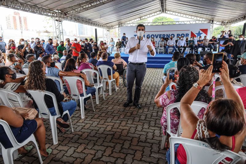 GOVERNADOR ENTREGA PROGRAMA SUA CASA-PORTO FUTURO-MARCELO SEABRA <div class='credito_fotos'>Foto: Marcelo Seabra / Ag. Pará   |   <a href='/midias/2022/originais/12677_645fd9e4-b34c-6bbf-9bd7-a68c58199e7b.jpg' download><i class='fa-solid fa-download'></i> Download</a></div>